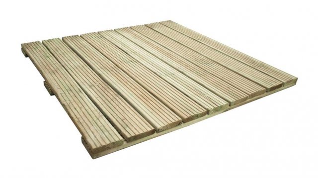Forest Patio Deck Tile 90x90cm - Pack of 4 - Isolated